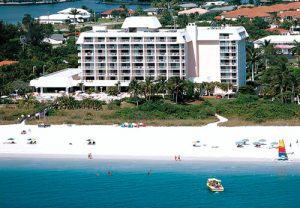 The-Surf-Club-of-Marco