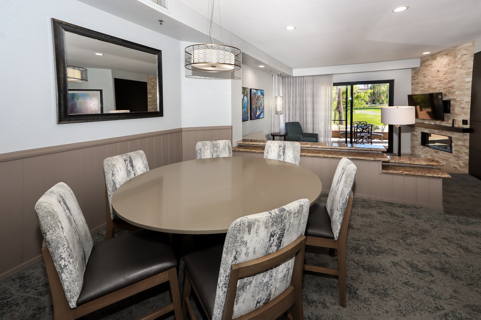dsv1_1br_diningroom01