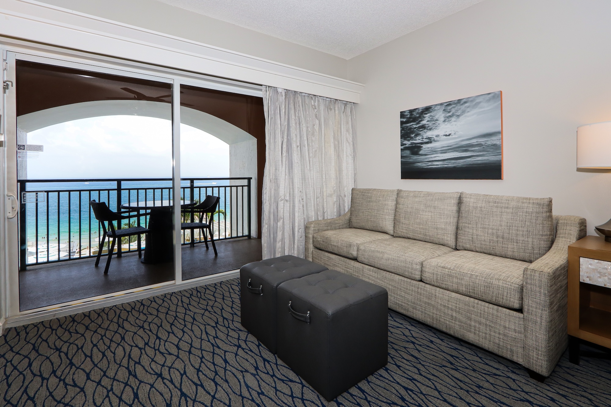 MarriottBeachplaceTowers_room_2br_studio_00003