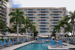 MarriottCrystalShores_resort_00005