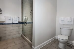 MarriottCrystalShores_room_2br_00004