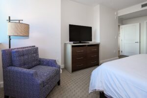 MarriottCrystalShores_room_2br_00008