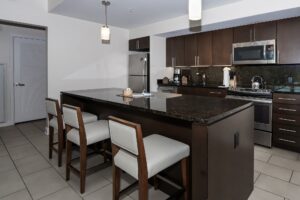 MarriottCrystalShores_room_2br_00014