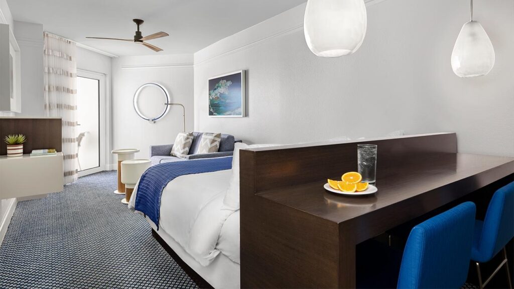 Harborside Atlantis Studio 01