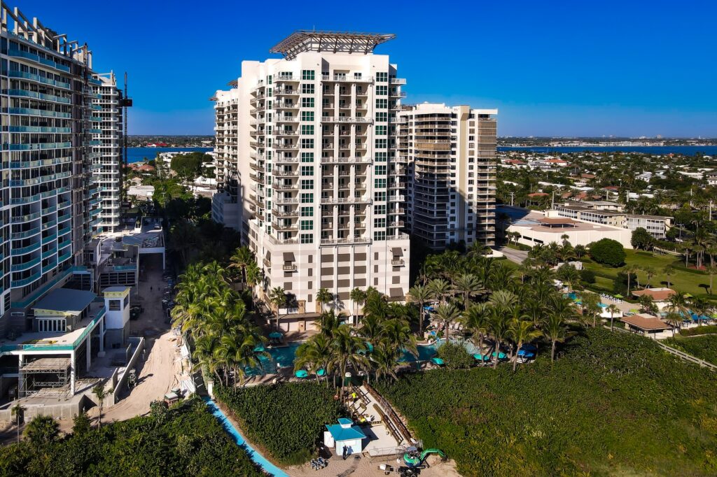 MarriottOceanaPalms_resort_02