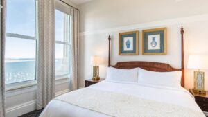 P639 Marriott Vacation Club Pulse at Custom House, Boston - 13