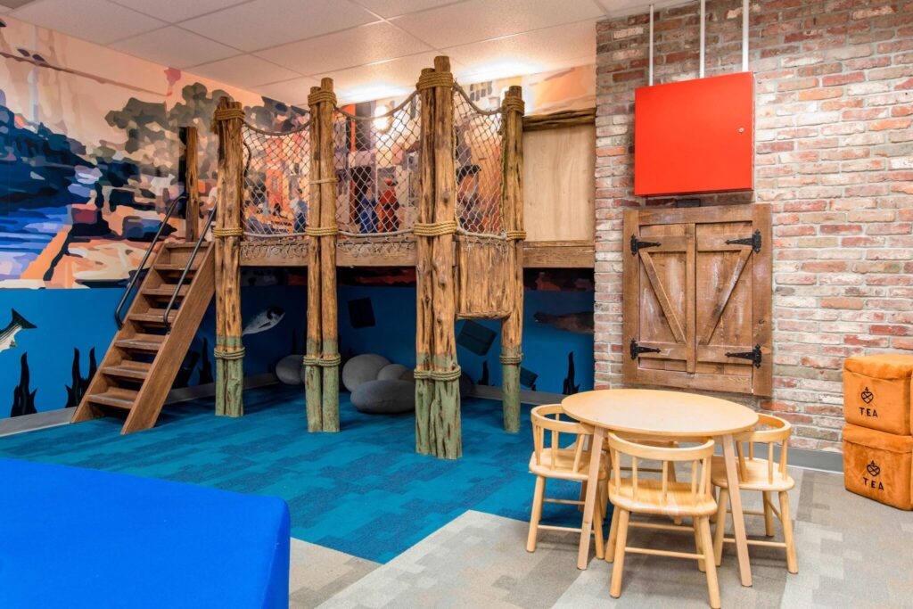 P639 Marriott Vacation Club Pulse at Custom House, Boston - 2