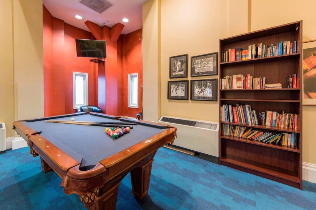 P639 Marriott Vacation Club Pulse at Custom House, Boston - 5