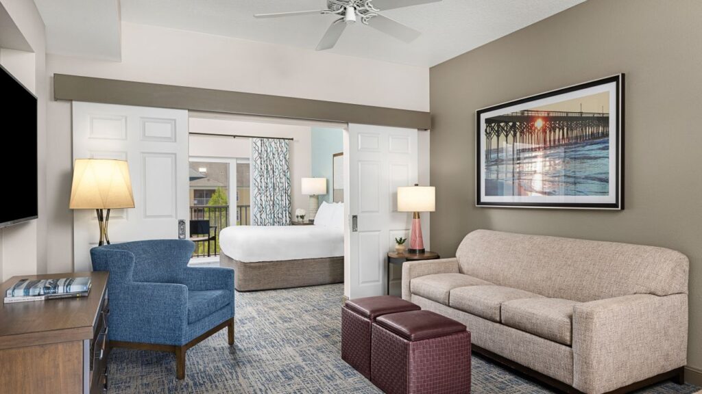 Sheraton Broadway Resort One-Bedroom Villa 01